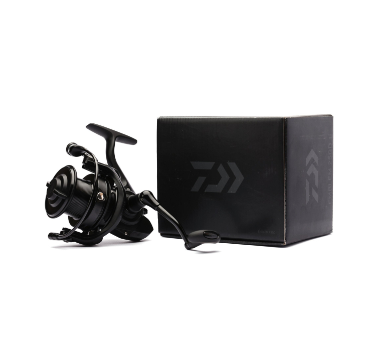 Катушка Daiwa 18 Emblem 25 5000C QD - 3 Катушка Daiwa 18 Emblem 25 5000C QD - 3