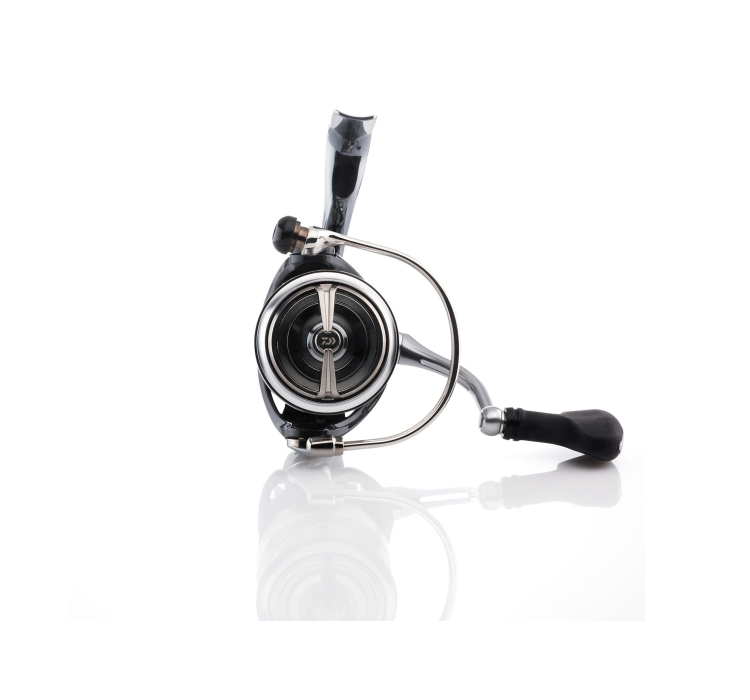 Котушка Daiwa 18 Exist LT 3000C-XH - 4 Котушка Daiwa 18 Exist LT 3000C-XH - 4