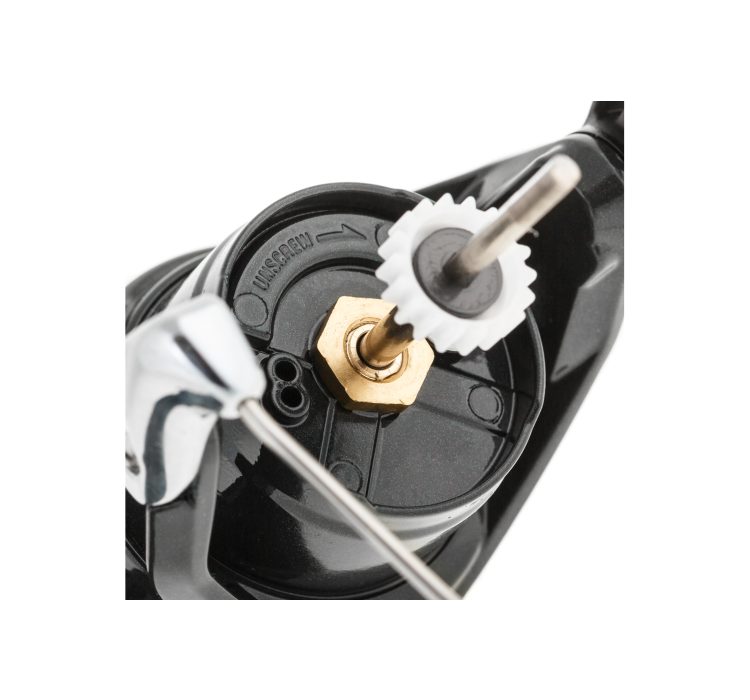 Котушка Shimano Sahara 4000 FI 4+1BB - 8 Котушка Shimano Sahara 4000 FI 4+1BB - 8