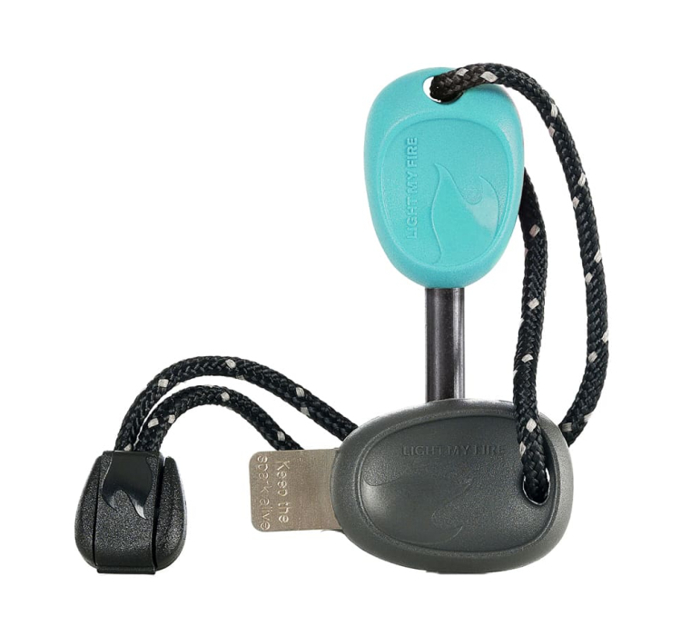 2 в 1 - огниво + свисток LIGHT MY FIRE Swedish FireSteel Scout голубое, блистер - 1 2 в 1 - огниво + свисток LIGHT MY FIRE Swedish FireSteel Scout голубое, блистер - 1